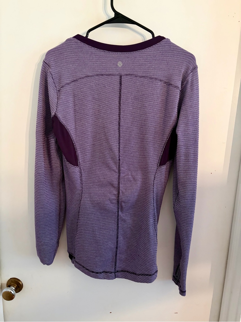 lululemon woman’s athletica Purple Long Sleeve Striped Performance Top
